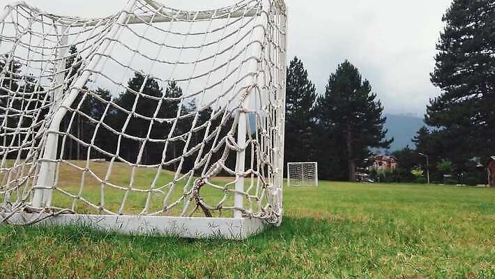 교육 선 스포츠 밭 놀이 바닥 건강 안전 잔디 사람없음 야외 초록색 바구니 축구 경쟁 경기장 수확 게임 그물 네트워크 모서리 놀이터 휴대용 오브젝트 체육관 보안 핸드볼 골 땅바닥 미니 법정 옛날 비어있는 4K MP4 해외동영상 클립영상 식물 컬러 컨셉 농업 스포츠시설 구기 동영상 파일형식