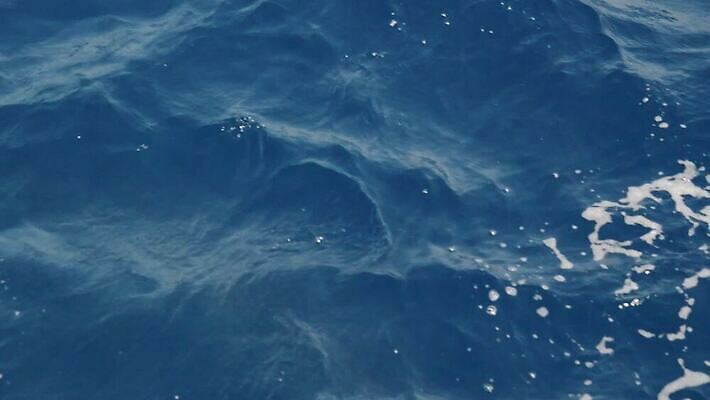 물결 바다 하늘색 백그라운드 자연 사람없음 야외 초록색 물 파란색 빛 환경 거품 습기 젖음 신선 액체 수분 지중해 질감 웨이브 에메랄드 터키석 MOV 해외동영상 클립영상 자연요소 컬러 보석 생태계 동영상 파일형식