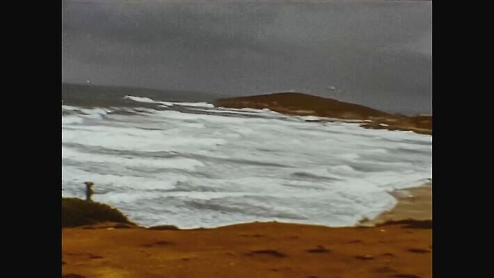 외관 파도 바다 영국 잉글랜드 사람없음 야외 물 수확 골동품 만 거친 역사 클래식 필름 영화 향수 문서 복고 영사기 동영상 단계 대서양 구식 보관소 아마추어 옛날 많음 콘월 4K MOV 해외동영상 클립영상 자연요소 유럽 컨셉 농업 문화예술 화장품 저장 파일형식