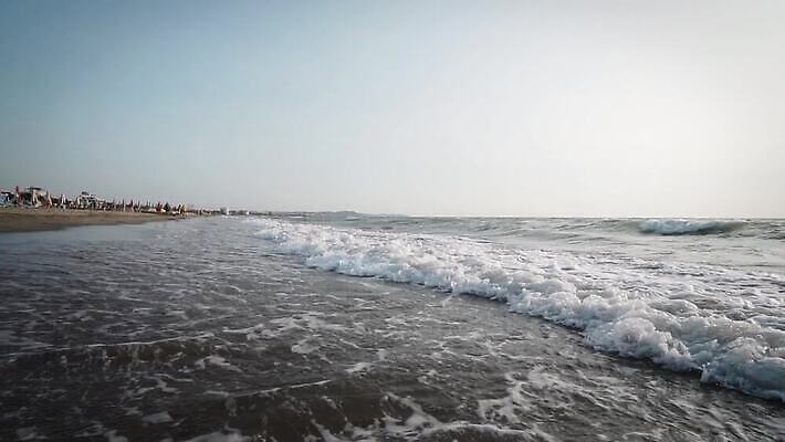 파도 바다 백그라운드 모션 자연 벽지 표면 사람없음 가로 물 파란색 우주 환경 스파 활발 젖음 흐름 추위 신선 액체 매끈함 시원함 순수 질감 비네팅 내추럴 강렬 잔물결 비어있는 MP4 해외동영상 클립영상 자연요소 물결 컬러 컨셉 촬영기법 감각 생태계 동영상 파일형식