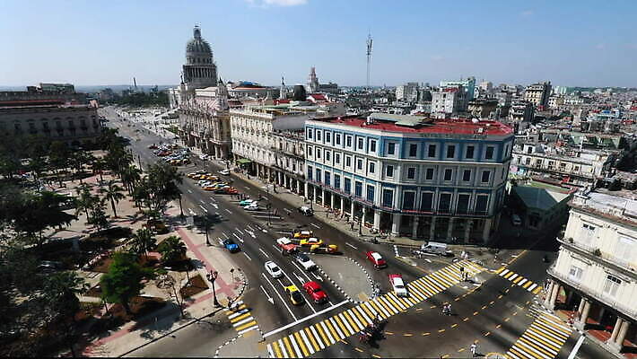 건축양식 하늘 사람없음 야외 관광지 하이앵글 도시풍경 쿠바 연립주택 아바나 락다운 MOV 해외동영상 클립영상 건축 뷰포인트 여행 주택 풍경 도시 중앙아메리카 동영상 파일형식