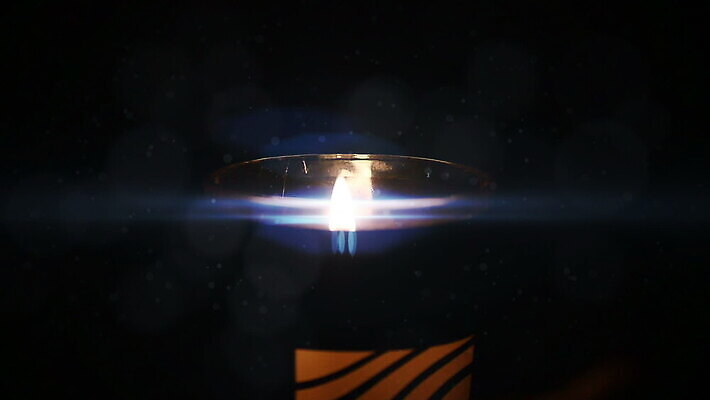 1 백그라운드 촛불 불 불꽃 전등 사랑 사람없음 장식 빛 노란색 교회 검은색 어둠 장비 흰색 기도 축하 뜨거움 야간 저녁 심볼 오브젝트 싱글 기념물 연소 고립 광 왁스 MOV 해외동영상 클립영상 자연요소 감정 컬러 컨셉 초 종교건축 조명 건물 동영상 파일형식