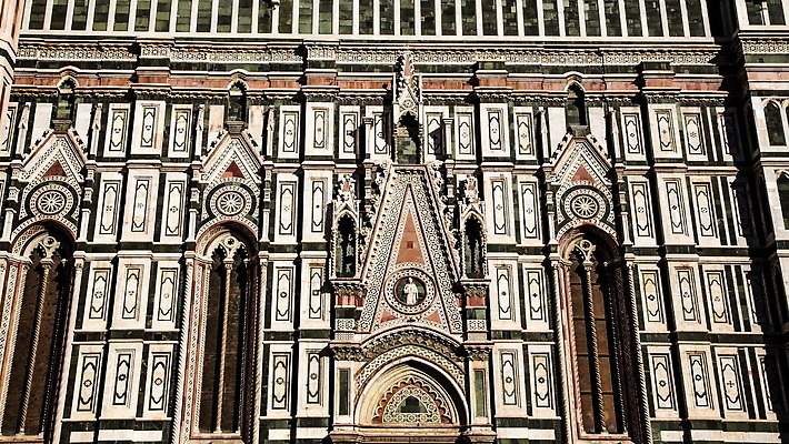 외관 유럽 종교 문화 컬러 여행 건축양식 하늘 미술 사람없음 야외 건물 조각상 성당 교회 이탈리아 천주교 도시 중세 역사 묘사 복고 대성당 천연기념물 고딕 랜드마크 르네상스 바실리카 옛날 피렌체 MOV 해외동영상 클립영상 건축물 건축 나라 종교건축 문화예술 조형물 동영상 파일형식