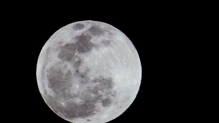 백그라운드 자연 하늘 사람없음 어둠 보름달 야간 4K MP4 해외동영상 클립영상 자연요소 달 생태계 동영상 파일형식