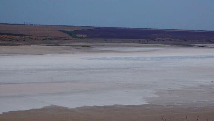 호수 바다 백그라운드 자연 풍경 사람없음 야외 물 바위 흰색 약초 크리스탈 휴양지 진흙 결정체 지구온난화 내추럴 우크라이나 짠맛 오데사 4K MP4 해외동영상 클립영상 자연요소 유럽 컬러 장소 돌_바위 풀_식물 맛 광석 생태계 동영상 기후변화 파일형식