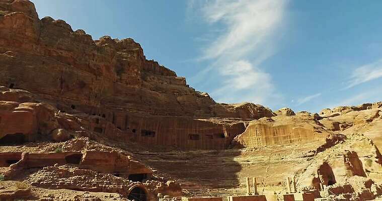 외관 아시아 조각 여행 건축양식 휴가 산 사람없음 골짜기 바위 무덤 사찰 역사 아라비아 사암 기념물 동쪽 랜드마크 요르단 웅장함 파멸 4K MP4 해외동영상 클립영상 건축 나라 컨셉 중동 종교건축 자연 돌_바위 방향 동영상 파일형식 소멸