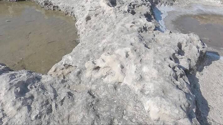 파도 바다 여행 자연 조명 산 풍경 사람없음 가로 물 빛 태양 반사 젖음 바위 동굴 당구 배열 각도 웅덩이 소금 장면 암초 석호 말레이시아 내추럴 기후변화 석회암 지질학 칼슘 MOV 해외동영상 클립영상 자연요소 교육 아시아 날씨 구기 암석 돌_바위 변화 생태계 동영상 파일형식