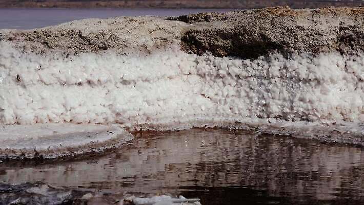 호수 바다 백그라운드 자연 사람없음 야외 물 흰색 약초 크리스탈 휴양지 진흙 결정체 지구온난화 내추럴 우크라이나 짠맛 오데사 4K MP4 해외동영상 클립영상 자연요소 유럽 컬러 장소 풀_식물 맛 광석 생태계 동영상 기후변화 파일형식