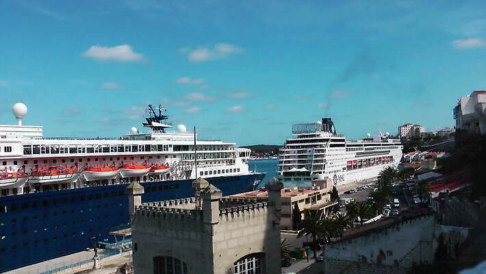 유럽 바다 컬러 여행 건축양식 휴가 주택 파노라마 풍경 사람없음 건물 물 여름 강 도시풍경 여행객 항구 맑음 도시 만 보트 역사 재산 지중해 운하 포트 랜드마크 몰타섬 수도권 옛날 MOV 해외동영상 클립영상 자연요소 건축물 계절 건축 나라 섬 배_교통 교통시설 날씨 촬영기법 사람 금융 지역 몰타 동영상 파일형식