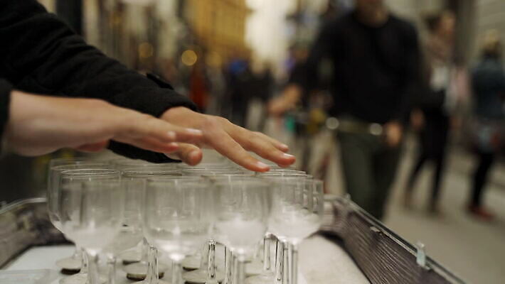 음악 노래 놀이 스웨덴 사람없음 쇼핑 도심 구시가지 스칸디나비아 스톡홀름 올드타운 4K MOV 해외동영상 클립영상 문화예술 북유럽 도시 동영상 파일형식