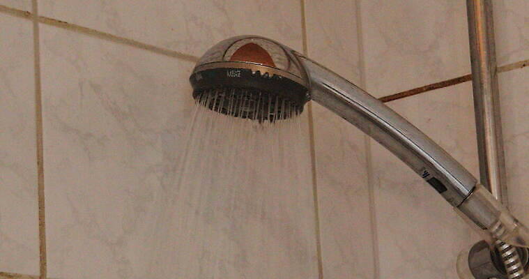 라이프스타일 행복 휴식 주택 따뜻함 건강 사람없음 물 달리기 목욕 젖음 욕실 물방울 신선 뜨거움 개울 고급 떨어짐 씻기 빨래 묘사 상쾌 분무기 온도 닦기 노즐 샤워실 위생관리 4K MOV 해외동영상 클립영상 자연요소 감정 컨셉 가사 모션 관리 건물 생활 강 청결 동영상 샤워시설 파일형식