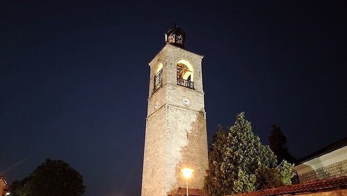 전통 외관 유럽 종교 문화 여행 백그라운드 건축양식 동화 휴가 주택 파노라마 동양인 풍경 사람없음 야외 건물 도시풍경 컬러풀 뷰티 교회 믿음 탑 나뭇가지 도시 사찰 영혼 역사 야간 휴양지 신성 타운 랜드마크 불가리아 샬레 옛날 반스코 MOV 해외동영상 클립영상 자연요소 나무 건축물 건축 감정 나라 컬러 종교건축 촬영기법 실험기구 인종 장소 동영상 파일형식 남유럽