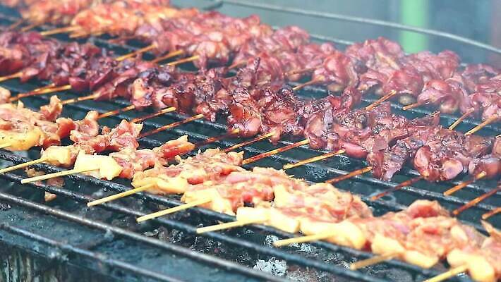 전통 라이프스타일 문화 음식 백그라운드 태국 자연 불 육류 돼지고기 스테이크 요리 동양인 사람없음 야외 소풍 파티 식사 저녁식사 치킨 소고기 뜨거움 연기 오븐 맛 그릴 바비큐 난로 굽기 먹기 허브 매움 점심식사 화상 맛있는 MP4 해외동영상 클립영상 자연요소 식물 아시아 컨셉 식재료 모션 주방용품 서양음식 인종 이벤트 생활 야외활동 가전제품 상처 난방기 구이 생태계 동영상 닭고기요리 파일형식