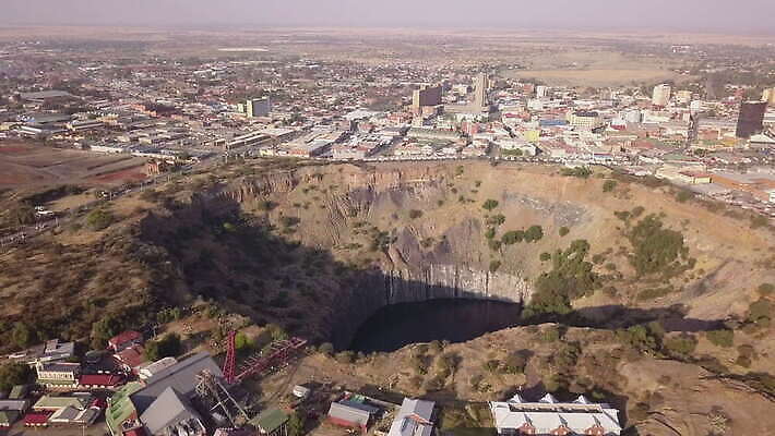 안테나 사람없음 남아프리카 드론 랜드마크 4K MOV 해외동영상 클립영상 통신 아프리카 동영상 파일형식