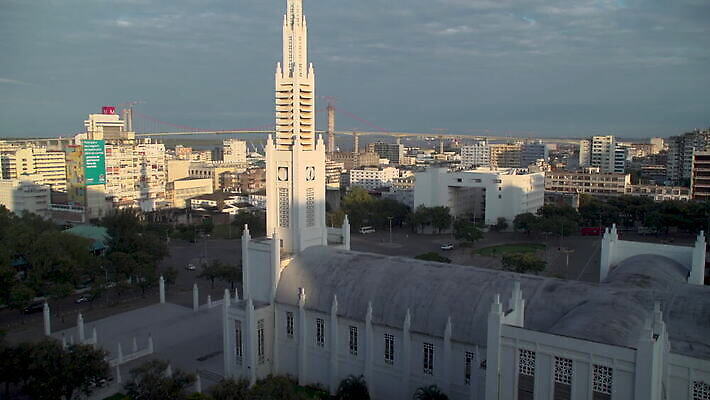 건축양식 아프리카 거리 사람없음 건물 교회 도시 바쁨 스카이라인 랜드마크 수도권 MOV 해외동영상 클립영상 건축물 건축 나라 종교건축 지역 동영상 파일형식