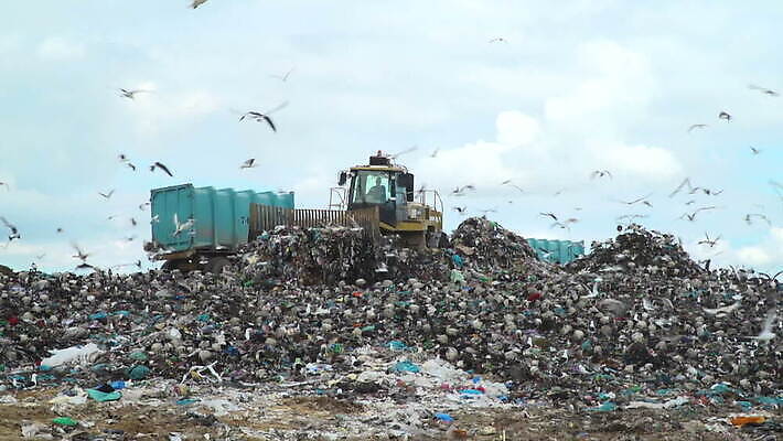 산업 사람없음 쌓기 환경 기계 재활용 환경오염 오염 보호 쓰레기 폐기물 플라스틱 땅 거절 불도저 생태계 짐차 한조각 흙더미 낭비 경영 고물상 생태학 처리 MOV 해외동영상 클립영상 1 교육 컨셉 비즈니스 모션 자동차 재질 흙 중장비 친환경 동영상 파일형식 더미
