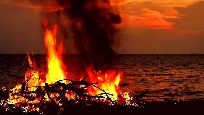 동물 산업 바다 백그라운드 가방 사람없음 목재 물 쌓기 환경 수중 재활용 흰색 도시 만 오픈 오염 연기 기름 쓰레기 폐기물 플라스틱 땅 버리기 짐차 흙더미 낭비 연소 경영 땅바닥 생태학 처리 MP4 해외동영상 클립영상 자연요소 나무 잡화 교육 음식 컬러 컨셉 비즈니스 재료 모션 자동차 재질 바닥 흙 친환경 동영상 파일형식 더미