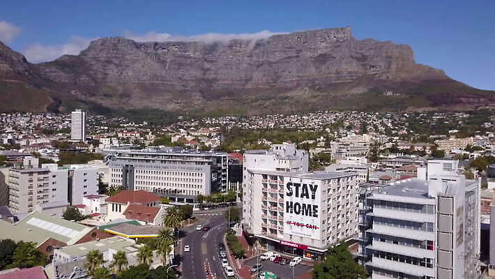 자동차 거리 안테나 사람없음 도시 항공촬영 고립 남아프리카 드론 랜드마크 케이프타운 코로나바이러스 비어있는 4K MOV 해외동영상 클립영상 육상교통 뷰포인트 통신 아프리카 바이러스 동영상 남아프리카공화국 파일형식
