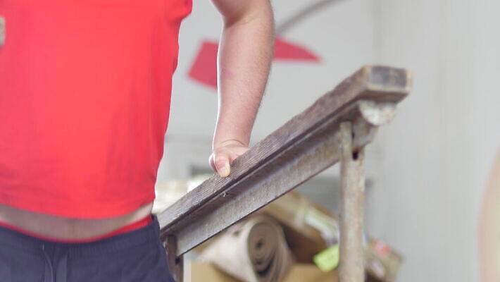 백인 라이프스타일 남자 무기 스포츠 십자가 신체 근육 산 건강 한명 사람 운동복 운동 섹시 힘 작업 바 역 보디빌딩 보디빌더 연습 체육관 근육질 체조 노력 평행 궤 어려움 4K MOV 해외동영상 클립영상 서양인 1 옷 컨셉 교통시설 생활 헬스 몸매 동영상 파일형식