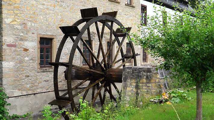 유럽 문화 여행 건축양식 모션 자연 주택 독일 파노라마 풍경 사람없음 야외 건물 물 관광지 시골 바퀴 역사 닫기 방앗간 랜드마크 명승지 4K MP4 해외동영상 클립영상 자연요소 건축물 건축 나라 촬영기법 생태계 동영상 파일형식