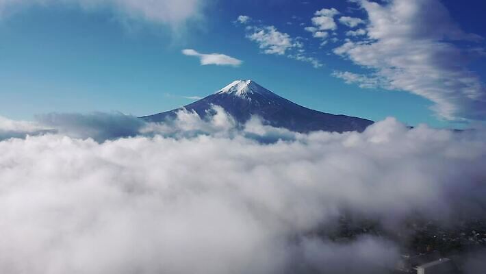 계절 아시아 도로 호수 여행 백그라운드 겨울 자연 하늘 산 주택 안테나 동양인 사람없음 물 파란색 일출 일본 일몰 안개 도시 화산 장면 스카이라인 내추럴 드론 랜드마크 조감도 4K MOV 해외동영상 클립영상 자연요소 나라 길 컬러 통신 교통시설 날씨 인종 건물 노을 생태계 동영상 파일형식
