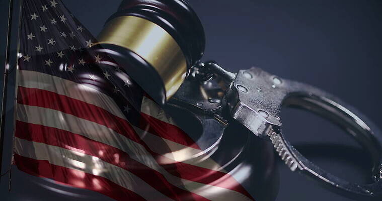 손 물결 탁자 자물쇠 사람없음 목재 평화 금속 미국 자유 깃발 쌍 범죄 성조기 망치 회전 법 시스템 의사봉 질서 공정 정직 나쁜 부정부패 불법 윤리 잘못 정부 제어 천진난만 평등 4K MOV 해외동영상 클립영상 나무 가구 컨셉 북아메리카 재료 재질 신체부위 공구 예절 국기 동영상 파일형식