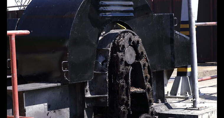 산업 여행 교통시설 사람없음 야외 강 힘 도시 큼 크루즈 댐 포르투갈 회전 잠금 대문 수로 운하 기어 도루강 뱃놀이 콘크리트 힘찬 4K MOV 해외동영상 클립영상 공공시설 유럽 교통 컨셉 배_교통 문 전통놀이 크기 시설 보안 동영상 파일형식