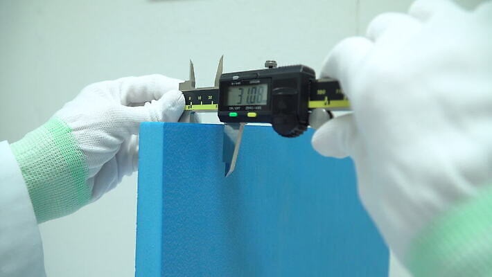 산업 과학 자 실험 사람없음 전자제품 디지털 기계 장비 과학기술 기구 공구 업무 엔지니어 실험실 미끄럼틀 과학자 분석 측정 오브젝트 눈금 규칙 정비공 공학 계량기 혁명 게이지 인치 제어 철강 캘리퍼스 정확 4K MOV 해외동영상 클립영상 직업 교육 컨셉 문구용품 기술 도구 작업 기술자 놀이기구 동영상 학자 파일형식