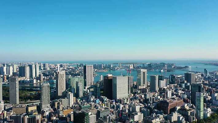 나무 구름 아시아 여행 비즈니스 건축양식 하늘 거리 안테나 동양인 풍경 사람없음 건물 도시풍경 태양 탑 일본 고층빌딩 도시 도심 도쿄 장면 지역 타운 스카이라인 드론 랜드마크 조감도 4K MOV 해외동영상 클립영상 자연요소 식물 건축물 건축 나라 통신 인종 빌딩 동영상 파일형식