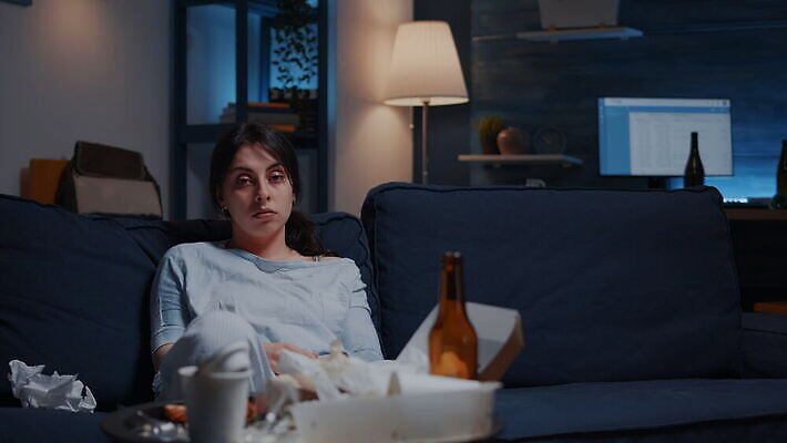 감정 스트레스 건강 피곤 성인 사람없음 고통 슬픔 표현 체험 좌절 고독 눈물 걱정 불행 문제 긴장 우울증 자살 적자 피해자 혼자 정신건강 4K MOV 해외동영상 클립영상 컨셉 사람 피해 질병 동영상 파일형식