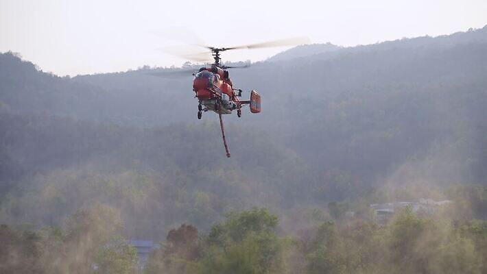 호수 태국 불꽃 산 한국 안테나 사람없음 야외 물 환경 헬리콥터 호주 보호 숲 위험 열대우림 캘리포니아 브라질 칠면조 내추럴 연소 러시아인 재앙 화상 4K MOV 해외동영상 클립영상 자연요소 서양인 아시아 컨셉 통신 조류 불 비행기 미국 남아메리카 오세아니아 상처 동영상 파일형식