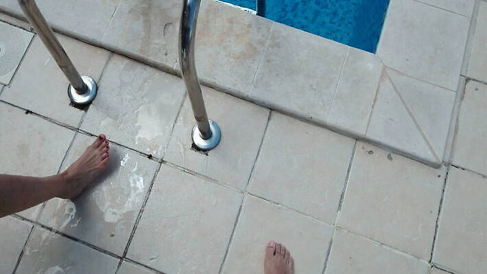 백인 응시 여자 수영복 얼굴 신체 사다리 바닥 수영장 성인 사람없음 물 파란색 비키니 뷰티 섹시 파티 유행 수영 젖음 떨어짐 누드 엉덩이 가슴 유혹 당구 시작 초대 당나귀 섬광 성욕 4K MOV 해외동영상 클립영상 자연요소 서양인 시선 옷 컬러 컨셉 사람 이벤트 신체부위 구기 도구 수상스포츠 말_동물 동영상 욕망 파일형식