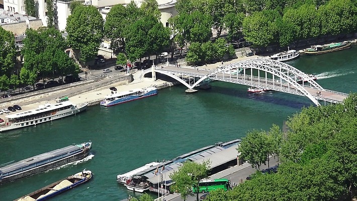공공시설 유럽 여행 십자가 건축양식 교통시설 안테나 사람없음 건물 강 도시풍경 여행객 탑 금속 프랑스 화물 도시 보트 보행자 재산 승차 크루즈 땅 아치 타운 프랑스어 넘어짐 랜드마크 수도권 양발 옛날 철강 파리(프랑스) 4K MP4 해외동영상 클립영상 문자 건축물 건축 나라 교통 배_교통 통신 모션 재질 사람 풍경 금융 운송업 시설 지역 동영상 파일형식