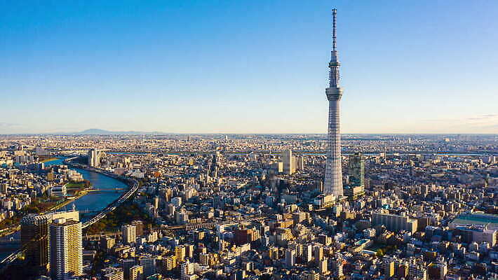 아시아 여행 비즈니스 건축양식 자동차 하늘 아침 안테나 동양인 풍경 사람없음 건물 빛 강 도시풍경 사무실 여행객 일출 탑 일본 고층빌딩 일몰 새벽 도시 도심 도쿄 장면 스카이라인 항공촬영 드론 랜드마크 방법 4K 타임랩스 MOV 해외동영상 클립영상 주간 자연요소 건축물 건축 나라 육상교통 뷰포인트 통신 촬영기법 사람 인종 빌딩 노을 동영상 파일형식