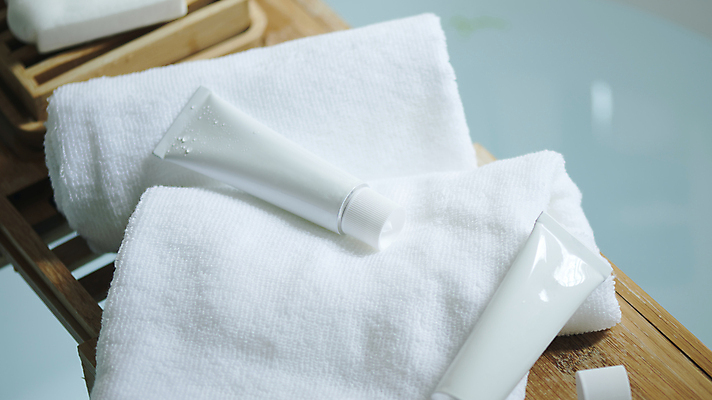 포토 JPG 라이프스타일 백그라운드 욕조 사람없음 수건 화장품 고급 향수 오브젝트 감성 고체향수 국내포토 컨셉 생활 위생용품 뷰티 파일형식