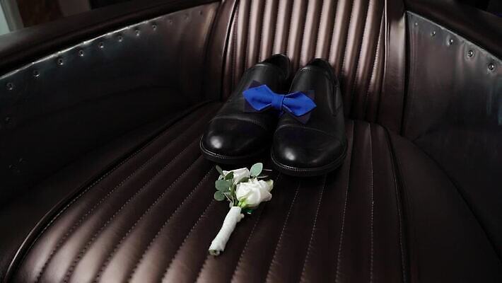 꽃 구두 나비넥타이 사람없음 MOV 해외동영상 클립영상 식물 신발 넥타이 동영상 파일형식