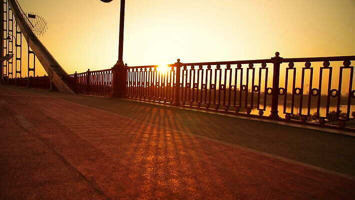 도로 사람없음 야외 강 햇빛 태양 일출 일몰 4K MOV 해외동영상 클립영상 자연요소 길 교통시설 노을 동영상 파일형식