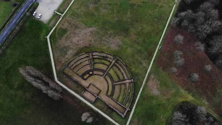 유럽 문화 여행 백그라운드 건축양식 자연 사람없음 건물 빛 계곡 프랑스 골동품 기둥 도시 역사 재산 클래식 극장 타운 기념물 원형경기장 그리스인 천연기념물 프랑스어 로스앤젤레스 객석 고고학 랜드마크 로마인 옛날 원형극장 파멸 4K MP4 해외동영상 클립영상 서양인 문자 건축물 교육 건축 나라 컨셉 스포츠시설 인종 금융 미국 경기장 생태계 동영상 파일형식 소멸