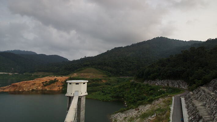 도로 호수 벽 여행 백그라운드 자연 산 안테나 풍경 사람없음 야외 초록색 물 파란색 일출 일몰 시골 황무지 호주 댐 언덕 그림 웅장함 절정 4K 타임랩스 MOV 해외동영상 클립영상 자연요소 공공시설 길 컬러 통신 교통시설 촬영기법 노을 오세아니아 생태계 동영상 파일형식