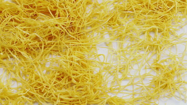 손 줄 음식 빵 탁자 주택 건조 파스타 건강 스파게티 사람없음 햇빛 노란색 이탈리아 면 업무 수프 자르기 시리얼 국수 반죽 밀가루 라비올리 라자냐 마카로니 이스트 핸드메이드 토르텔리니 4K MOV 해외동영상 클립영상 유럽 컬러 가구 모션 서양음식 건물 신체부위 태양 면류 작업 이탈리아음식 가루 동영상 파스타면 파일형식