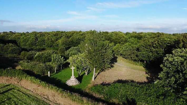 전통 유럽 종교 문화 벽 여행 십자가 건축양식 하늘 영국 거리 등대 항해 사람없음 건물 빛 교회 탑 프랑스 바위 중세 역사 수도원 프랑스어 고딕 구시가지 랜드마크 수녀원 옛날 파멸 4K MP4 해외동영상 클립영상 문자 건축물 건축 나라 컨셉 배_교통 종교건축 돌_바위 동영상 파일형식 소멸