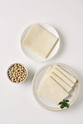 포토 JPG 스튜디오촬영 콩 파슬리 사람없음 흰배경 건강식 다이어트음식 두부요리 메주콩 쌈두부 국내포토 음식 백그라운드 다이어트 채소 곡류 실내 흰색 두부 파일형식