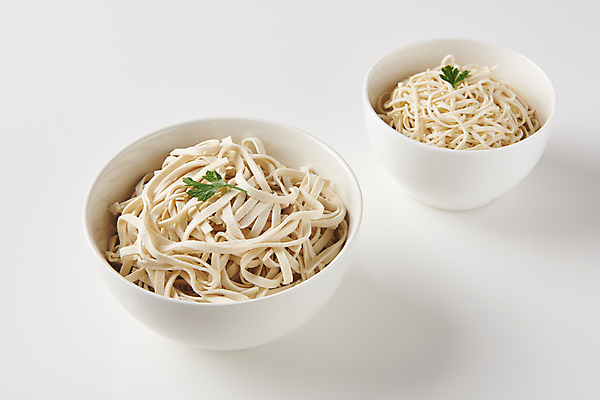 포토 JPG 스튜디오촬영 사람없음 흰배경 담기 건강식 다이어트음식 두부요리 두부면 국내포토 음식 백그라운드 다이어트 모션 실내 흰색 두부 파일형식