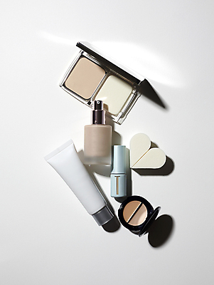 포토 JPG 사람없음 뷰티 화장품 하트 오브젝트 흰배경 퍼프 립밤 아이섀도 자기관리 파우더퍼프 파운데이션 팩트 국내포토 모양 백그라운드 흰색 파일형식