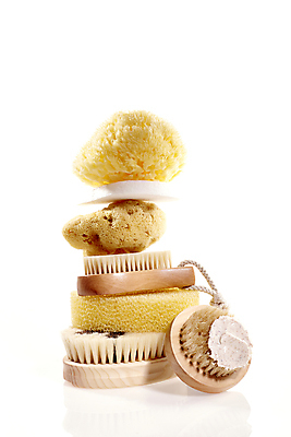 포토 JPG 사람없음 위생용품 뷰티 쌓기 오브젝트 흰배경 스펀지 자기관리 페이스브러쉬 모공브러쉬 국내포토 생활용품 백그라운드 모션 흰색 미용용품 세안용품 파일형식