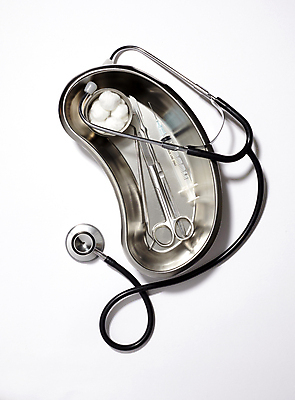 포토 JPG 청진기 쟁반 주사기 사람없음 오브젝트 흰배경 수술용가위 알콜솜 국내포토 백그라운드 의료기기 가위_도구 흰색 의료용품 파일형식