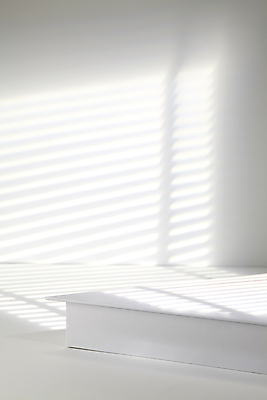 포토 JPG 백그라운드 그림자 사람없음 빛 햇빛 흰색 오브젝트 흰배경 국내포토 컬러 태양 파일형식