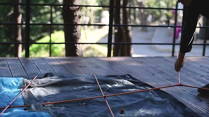 주간 남자 휴식 텐트 한명 성인 야외 30대 캠핑 한국인 하반신 준비 데크 조립 설치 성인남자한명만 4K MP4 MOV 국내동영상 클립영상 자연요소 1 컨셉 레저 캠핑도구 사람 동양인 장년 동영상 남자한명만 성인남자만 파일형식