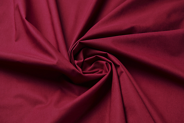 포토 JPG 스튜디오촬영 실내 그림자 사람없음 주름 자주색 천 심플 빨간배경 트렌드컬러 비바마젠타 국내포토 컬러 백그라운드 내부 빨간색 직물 파일형식