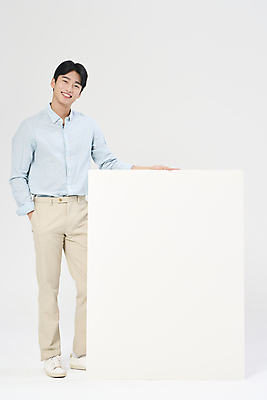 포토 JPG 스튜디오촬영 전신 배너 남자 맨라이프 사각프레임 한명 서기 정장 20대 성인 앞모습 비즈니스라이프 한국인 잡기 비즈니스맨 흰배경 주머니손 성인남자한명만 국내포토 1 라이프스타일 옷 뷰포인트 백그라운드 비즈니스 모션 프레임 실내 사람 동양인 청년 사각형 흰색 직장인 남자한명만 성인남자만 파일형식